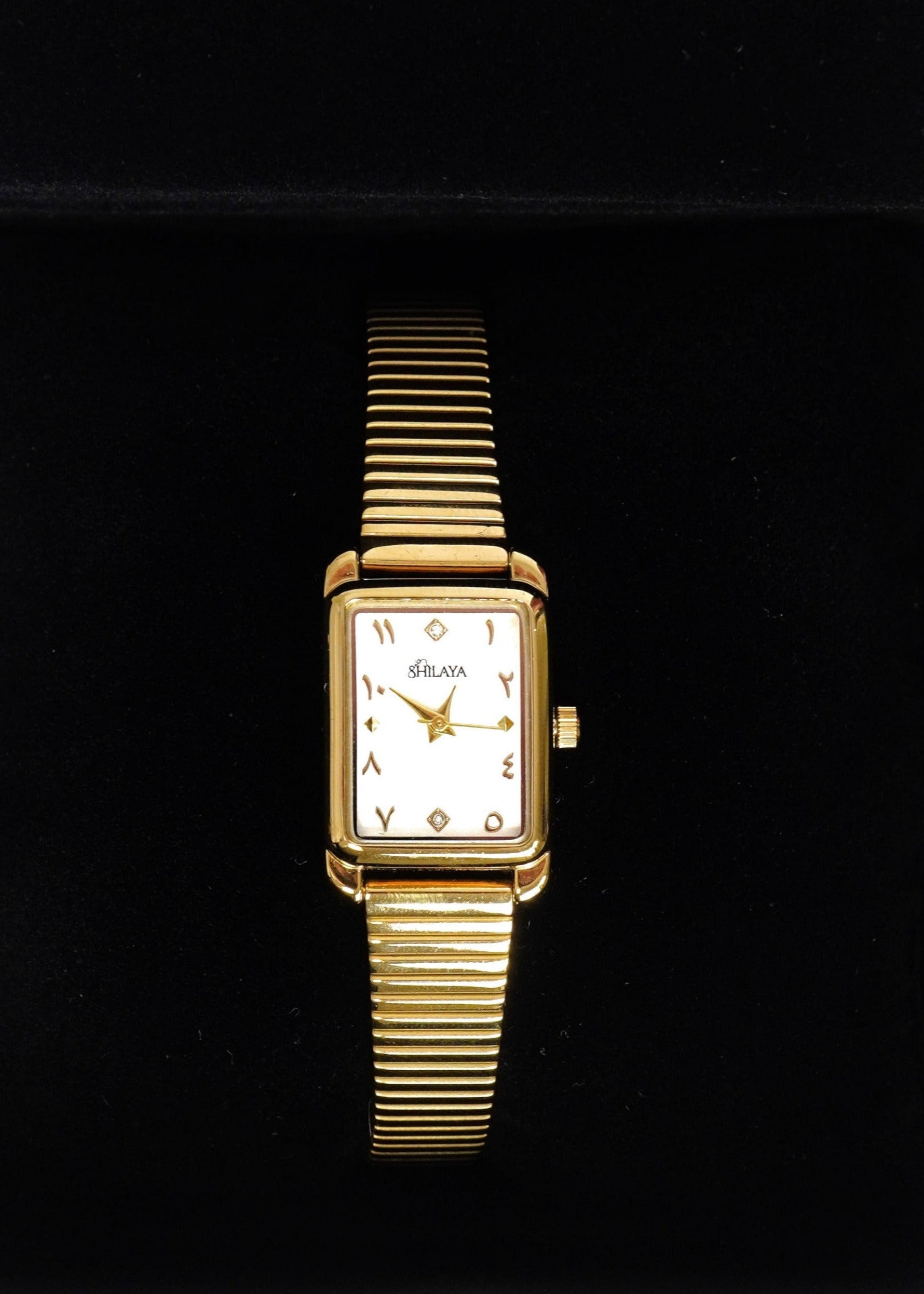 LA CLASSIC MONTRE DORÉ AVEC CHIFFRES ARABES