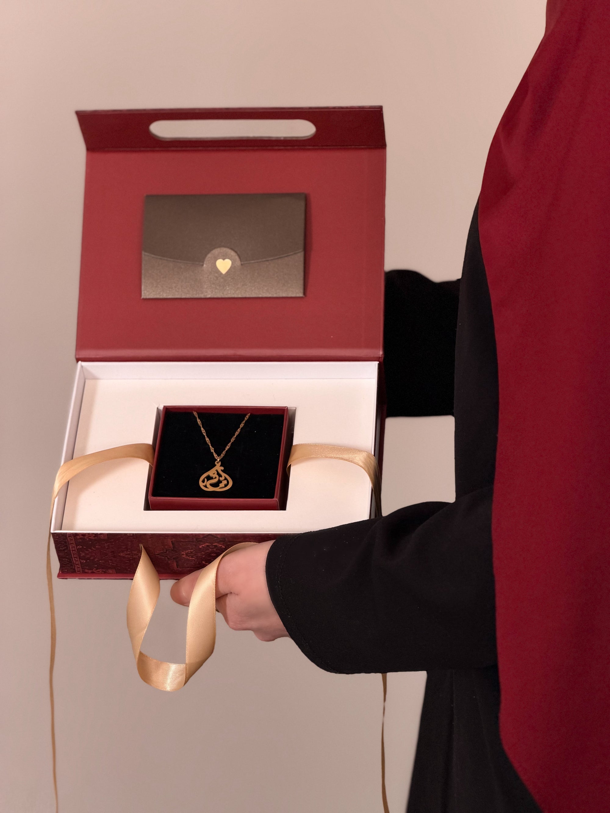 COFFRET COLLIER OUMMI