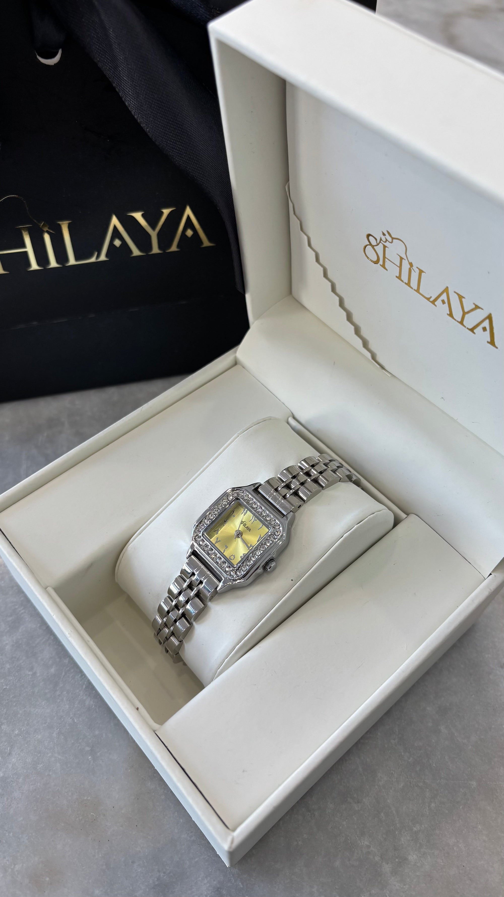 LA PINACOLADA MONTRE ARGENT AVEC CHIFFRES ARABES Shilaya