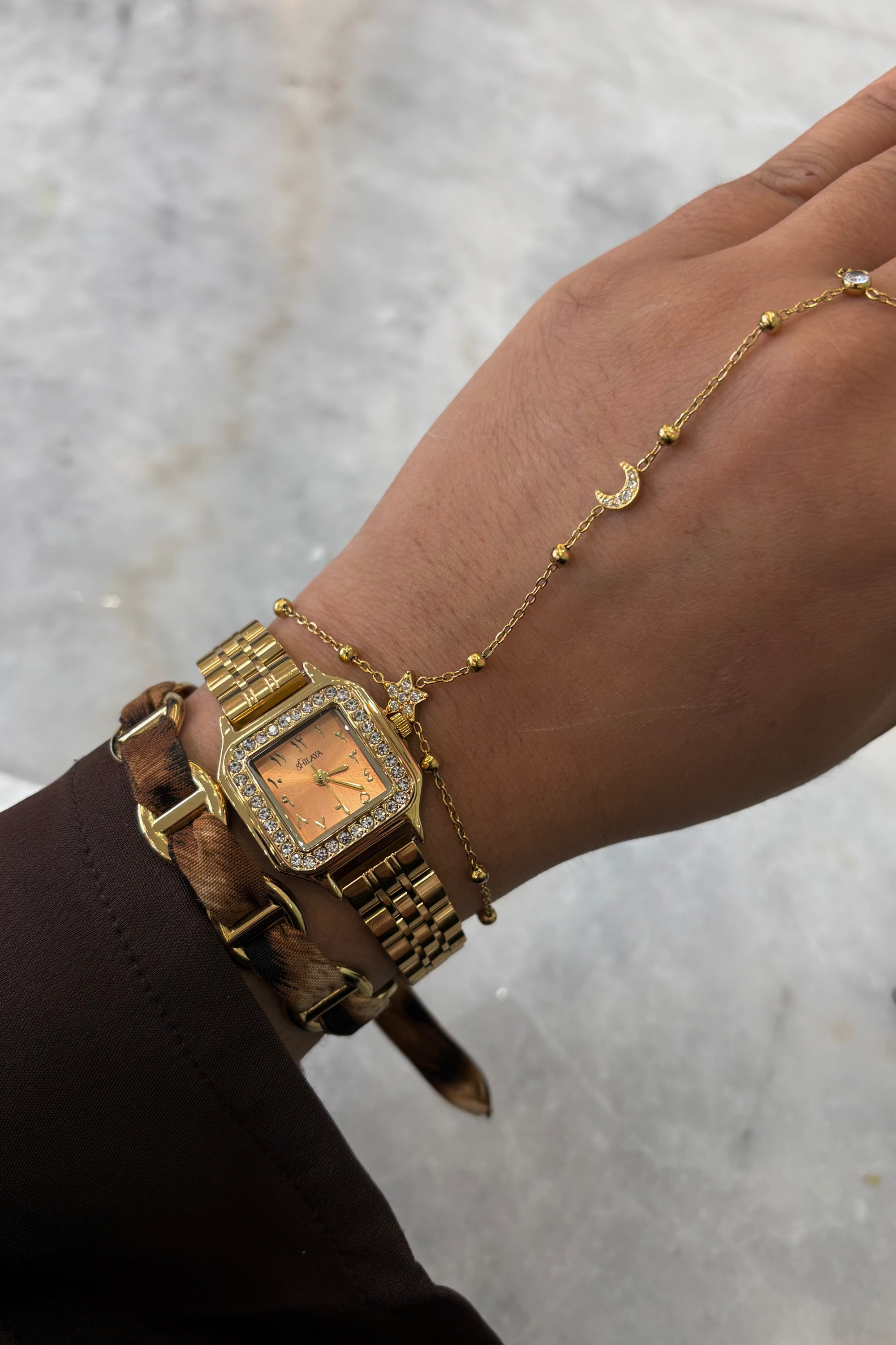 COFFRET CHAINE DE MAIN QAMAR + MONTRE + JONC Shilaya