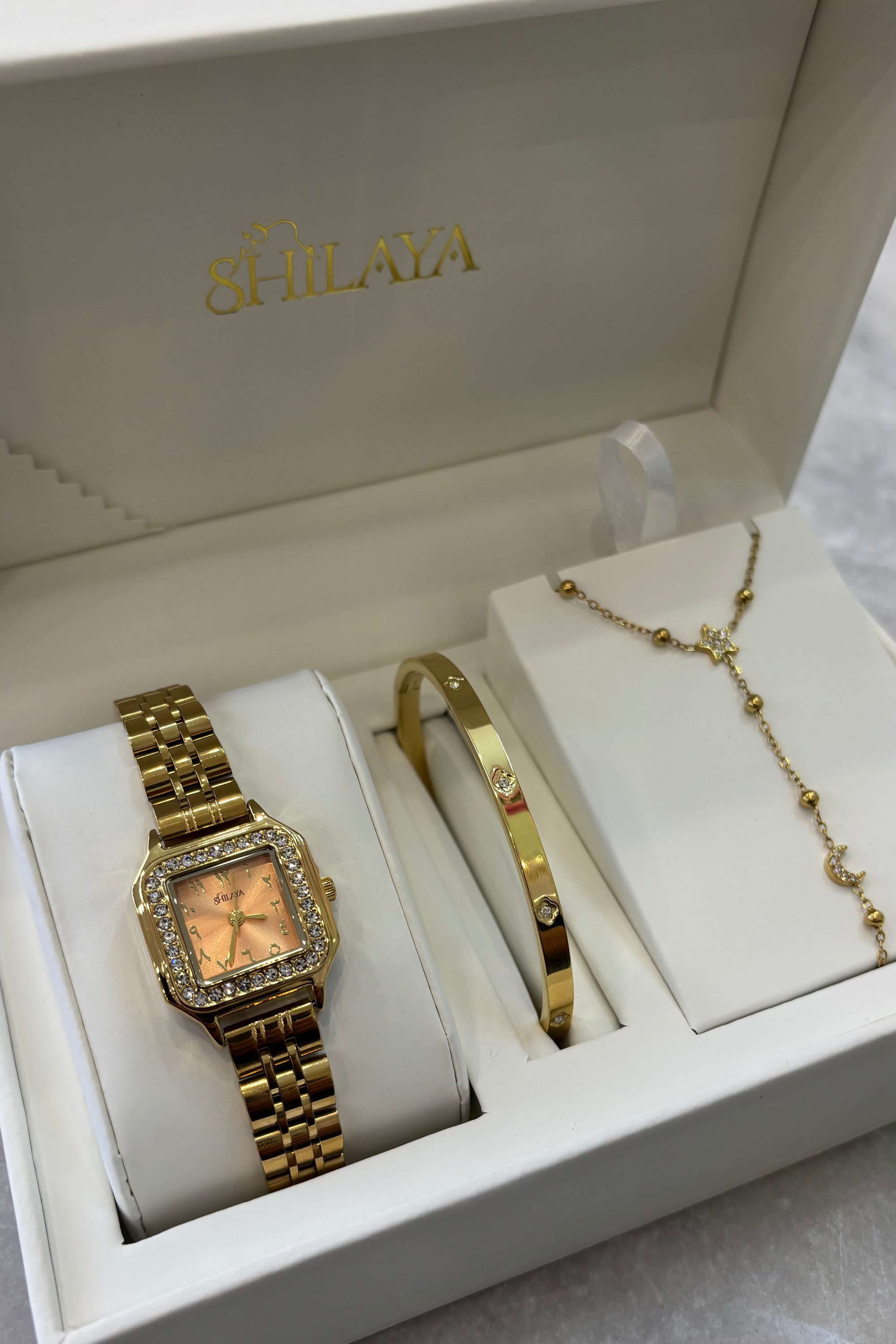 COFFRET CHAINE DE MAIN QAMAR + MONTRE + JONC Shilaya