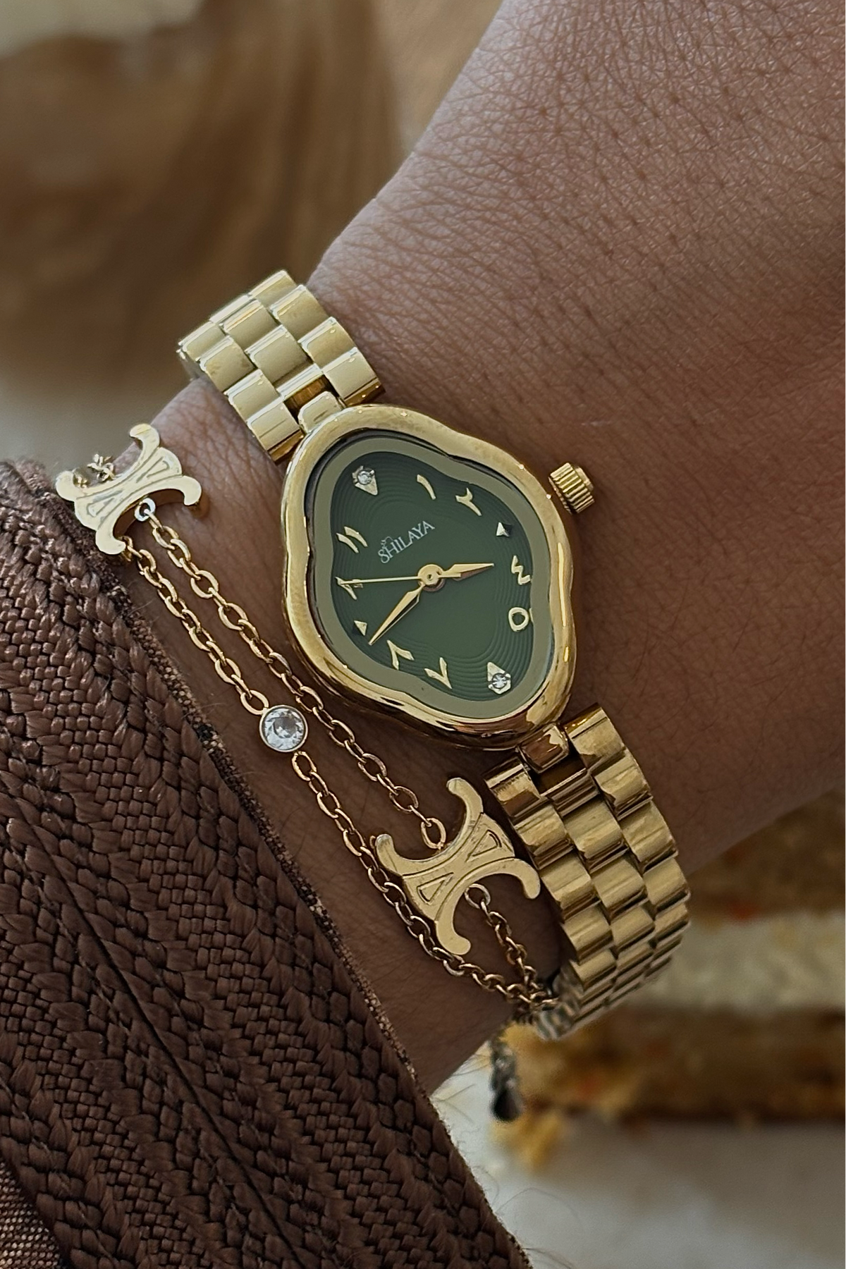 LA MUSE KAKI MONTRE DORÉ AVEC CHIFFRES ARABES