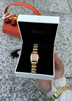 THE CLASSIC GOLD WATCH WITH ARABIC NUMERALS
