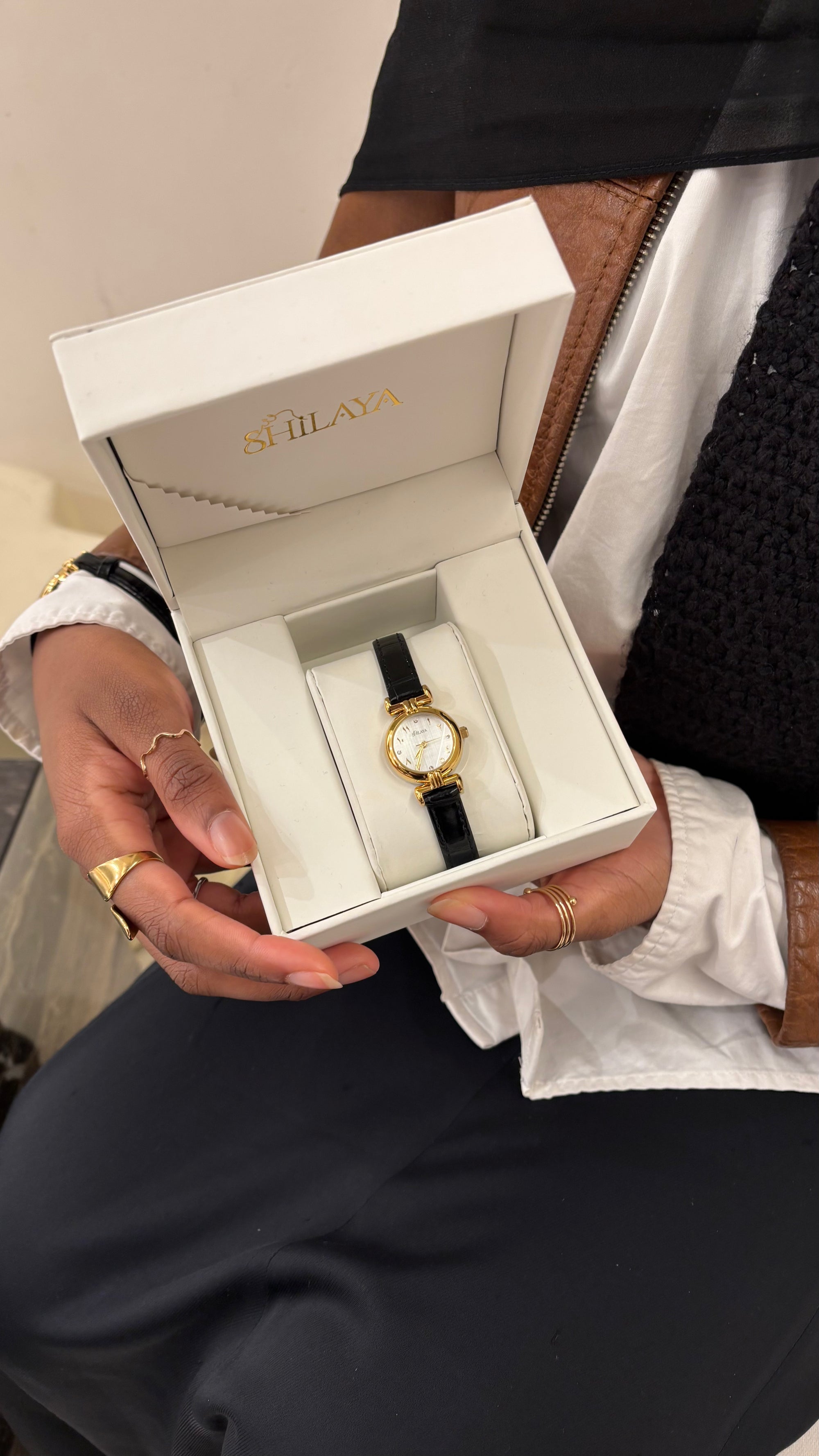 LA ALMA MONTRE CUIR VÉGÉTAL AVEC CHIFFRES ARABES
