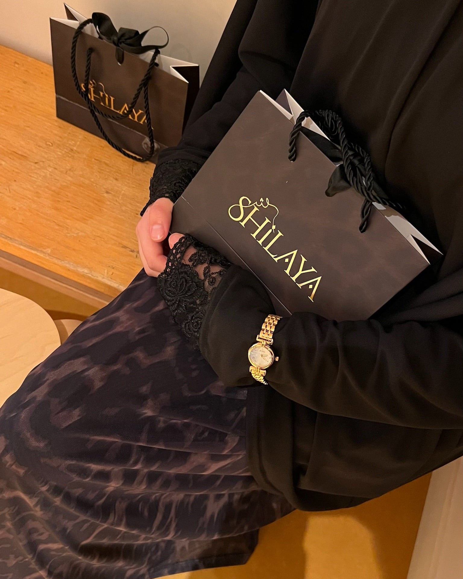 LA ALMA MONTRE DORÉ VÉGÉTAL AVEC CHIFFRES ARABES