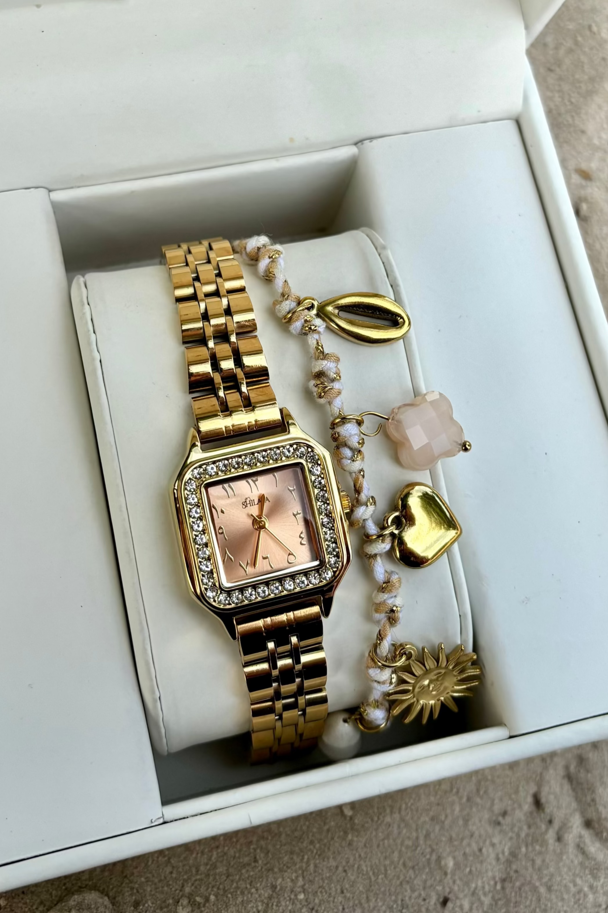 COFFRET ALOHA PEACH CHIFFRES ARABE & BRACELET