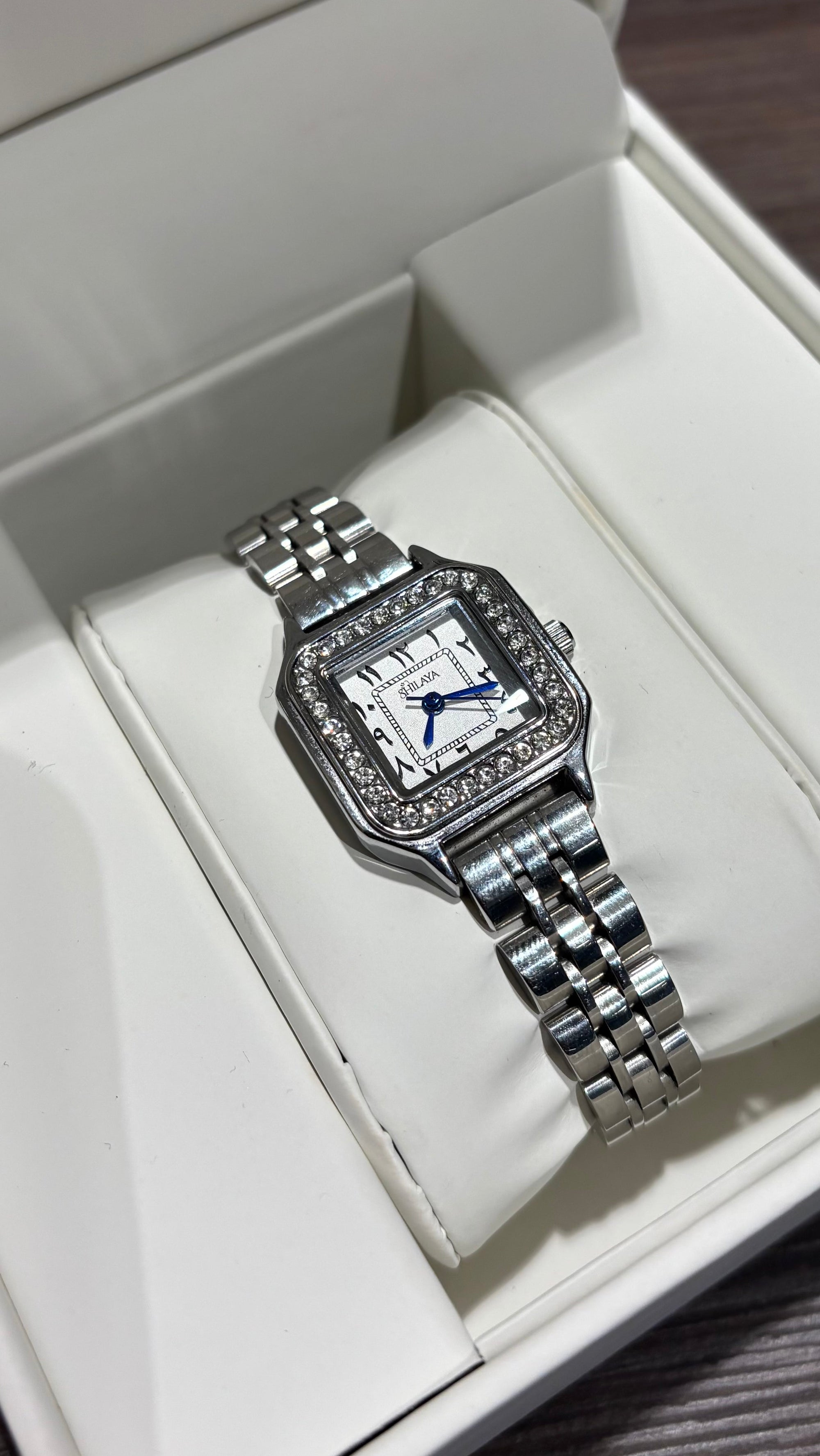 LA MYKONOS MONTRE ARGENT AVEC CHIFFRES ARABES Shilaya