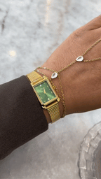 L'ÉMERAUDE MONTRE DORÉ AVEC CHIFFRES ARABES Shilaya