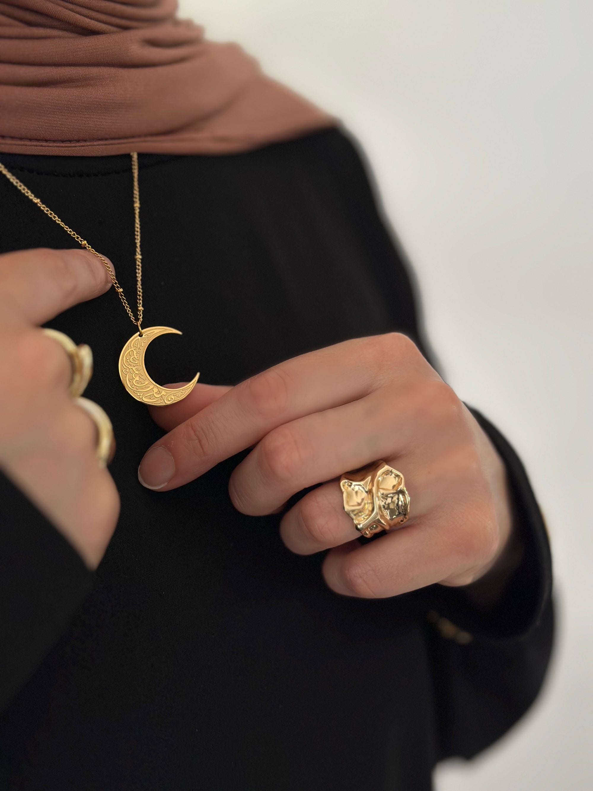 COLLIER QAMAR EN CALLIGRAPHIE ARABE