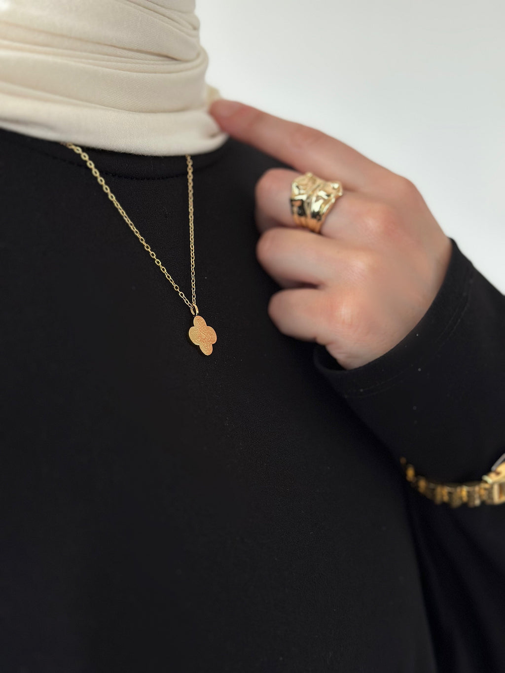 COLLIER TAWAKKUL EN CALLIGRAPHIE ARABE Shilaya