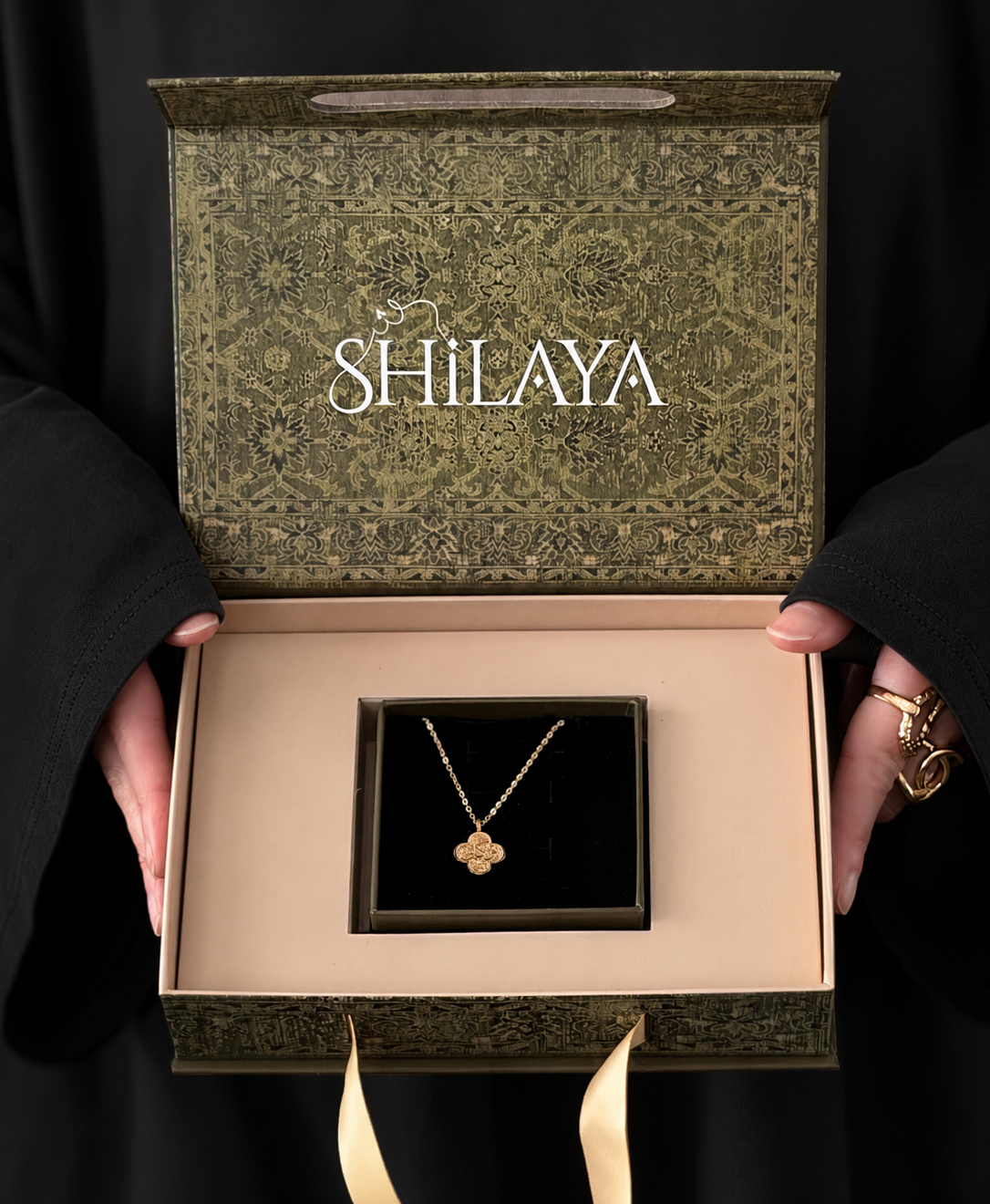 ROSY WATCH &amp; ZAIDY BRACELET BOX